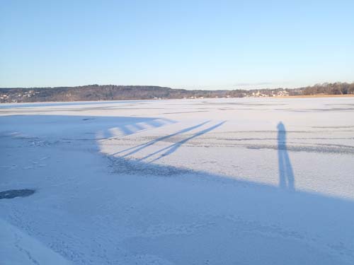 Geocachare kastar sina skuggor över Aspen.