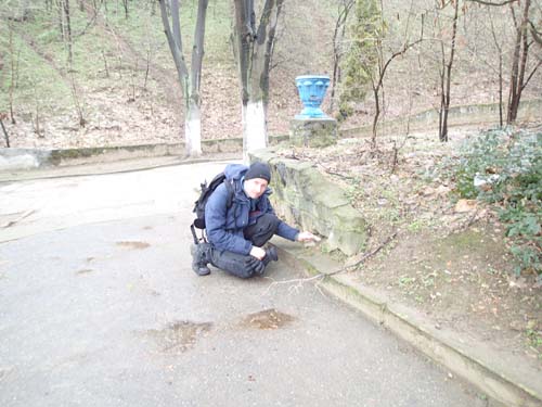 Självklart fick Hallén också hitta burken...!