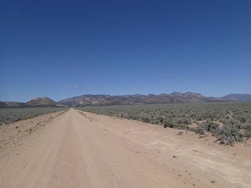 Väg genom Nevadaöknen