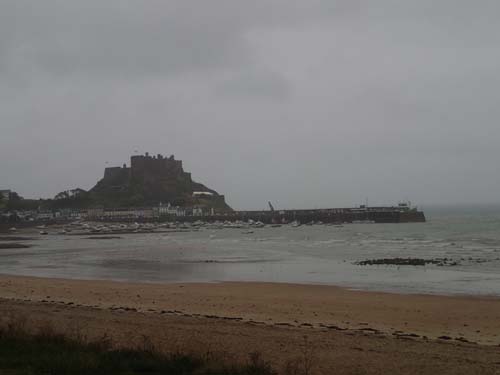 Första vyn mot Mont Orgueil Castl