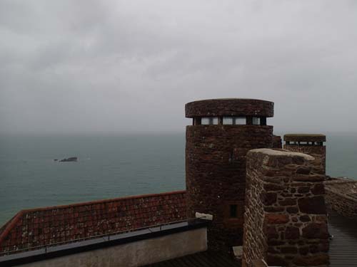 Tornen på slottet byggdes om av tyskarna för att tjäna som observationstorn.