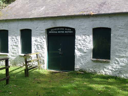 En vattenfabrik från äldre tid!