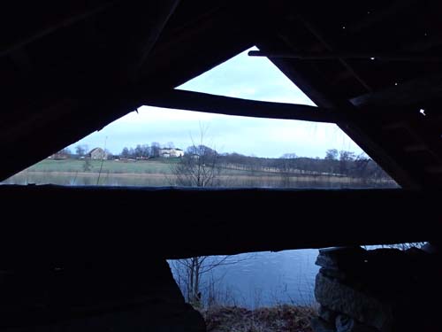 Utsikt från ett båthus