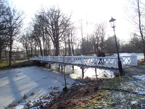 Bro i Nolhaga parken