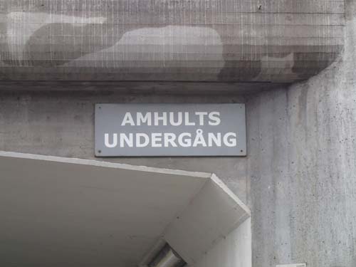 Amhults undergång är nära! Här gäller det att skynda sig så inte även Hallén går under...