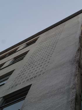 Pi - helt uppåt väggarna!