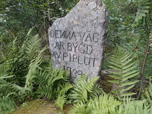 Här vet man vem som byggde vägen!