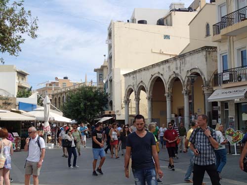 Venedigs styre syns överallt.