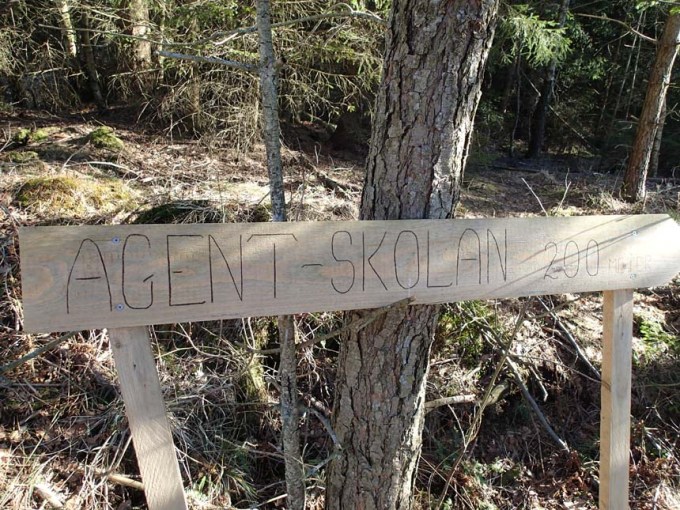 Har James Bond examen från denna skola?