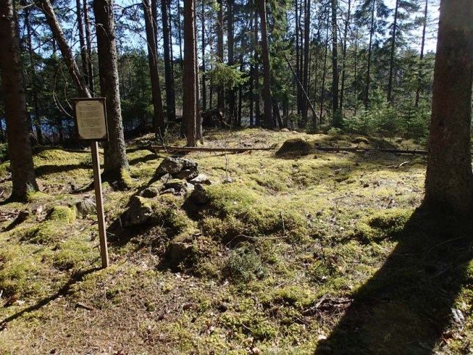 Resterna av en kolmila.