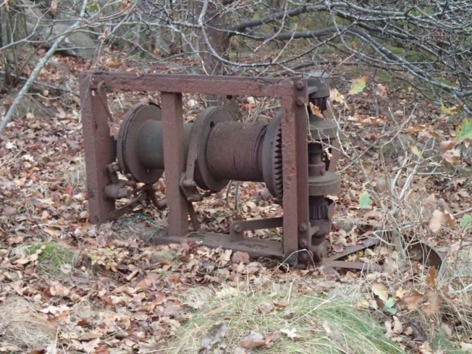 Här påträffades en annan typ av forn- eller snarare rostlämning.