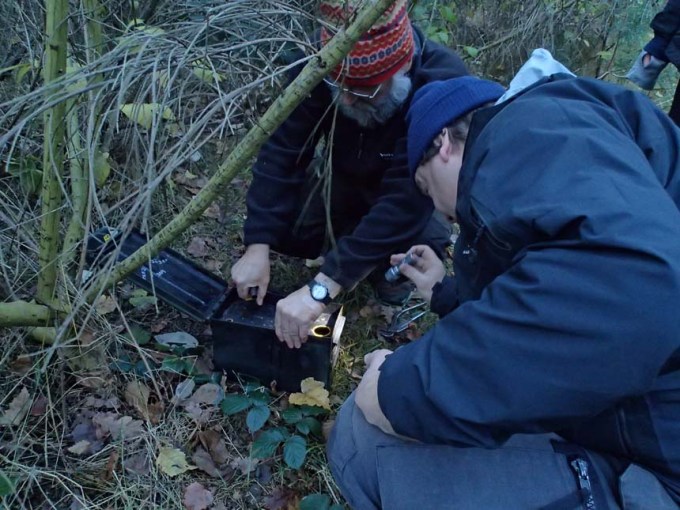 Kanske man kan öppna den genom....